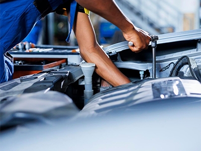 Fa�a a Revis�o da sua BMW Modelo 2025 na Welt Oficina